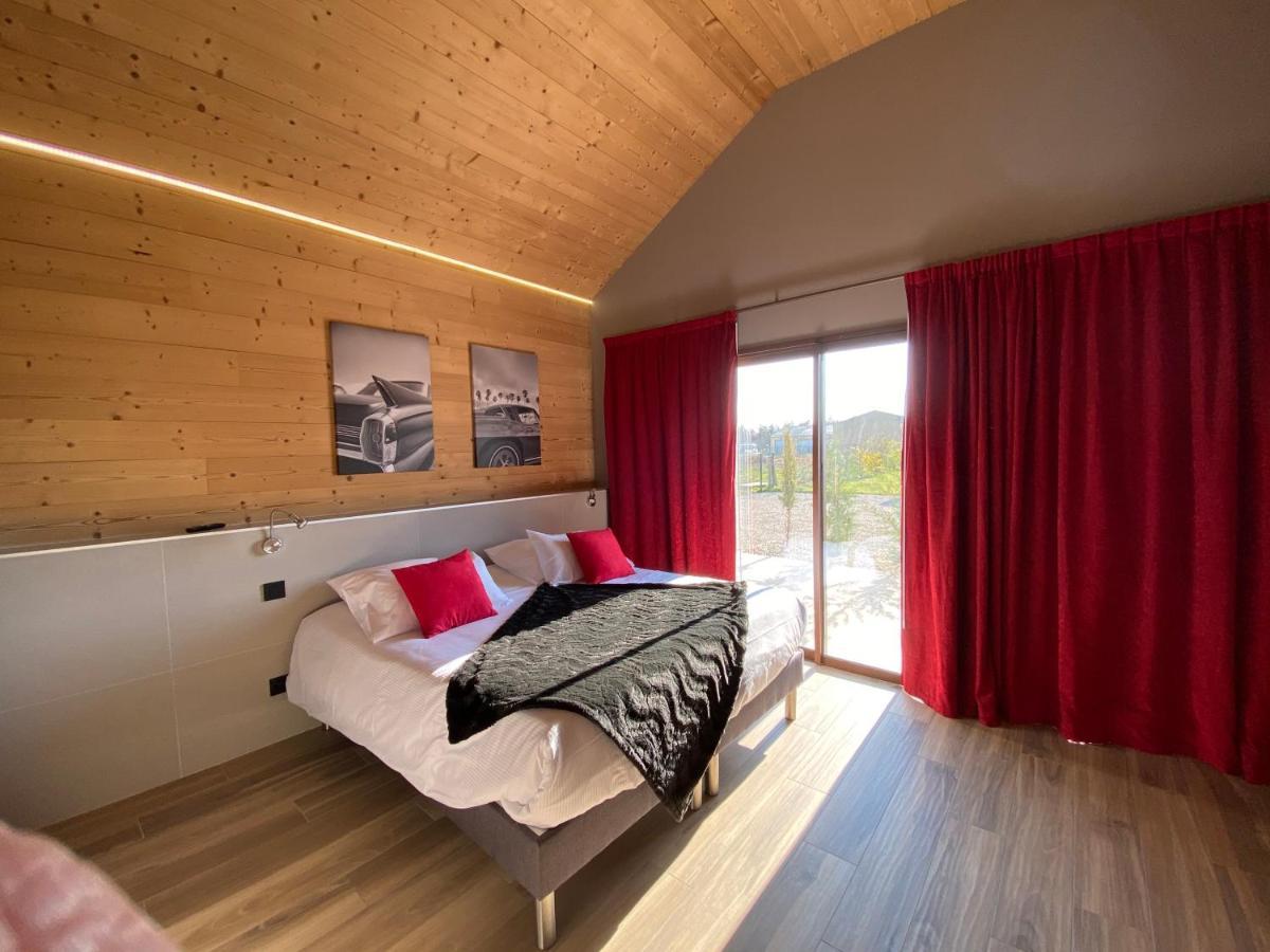 World Hotel Saint-Vulbas Dış mekan fotoğraf